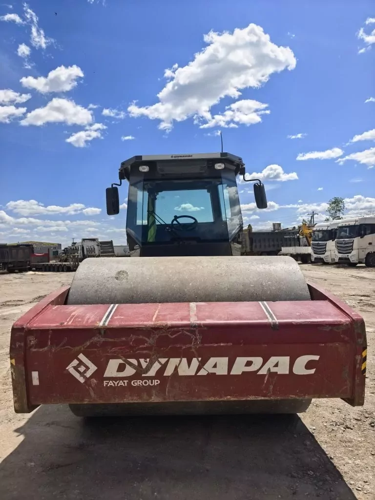 DYNAPAC CA510D Каток