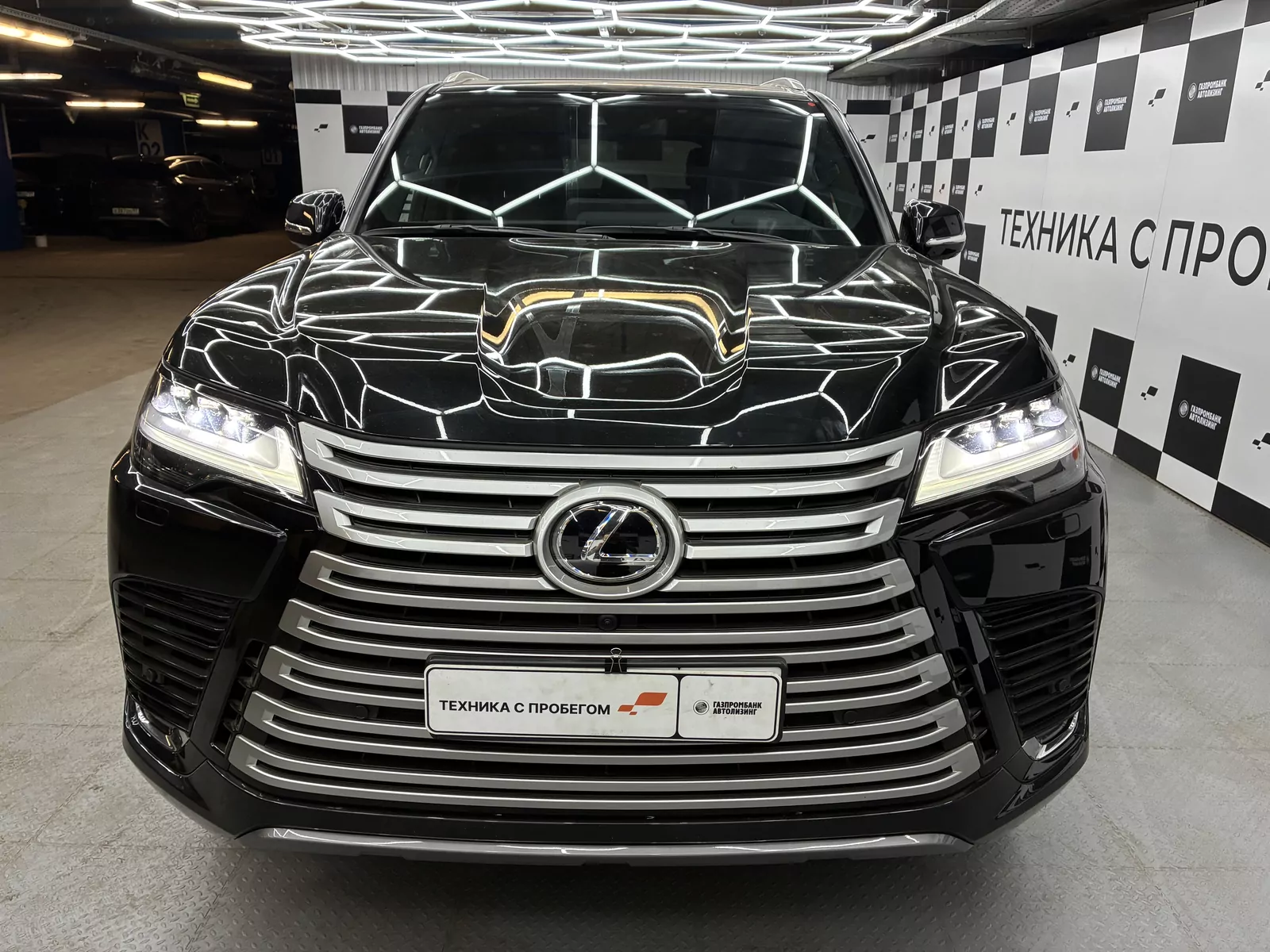 Lexus LX600