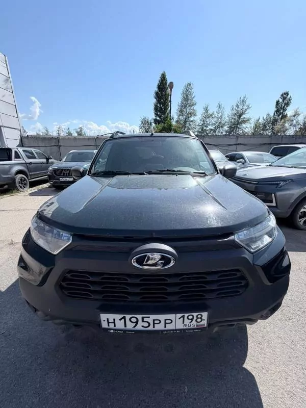 LADA Niva Travel