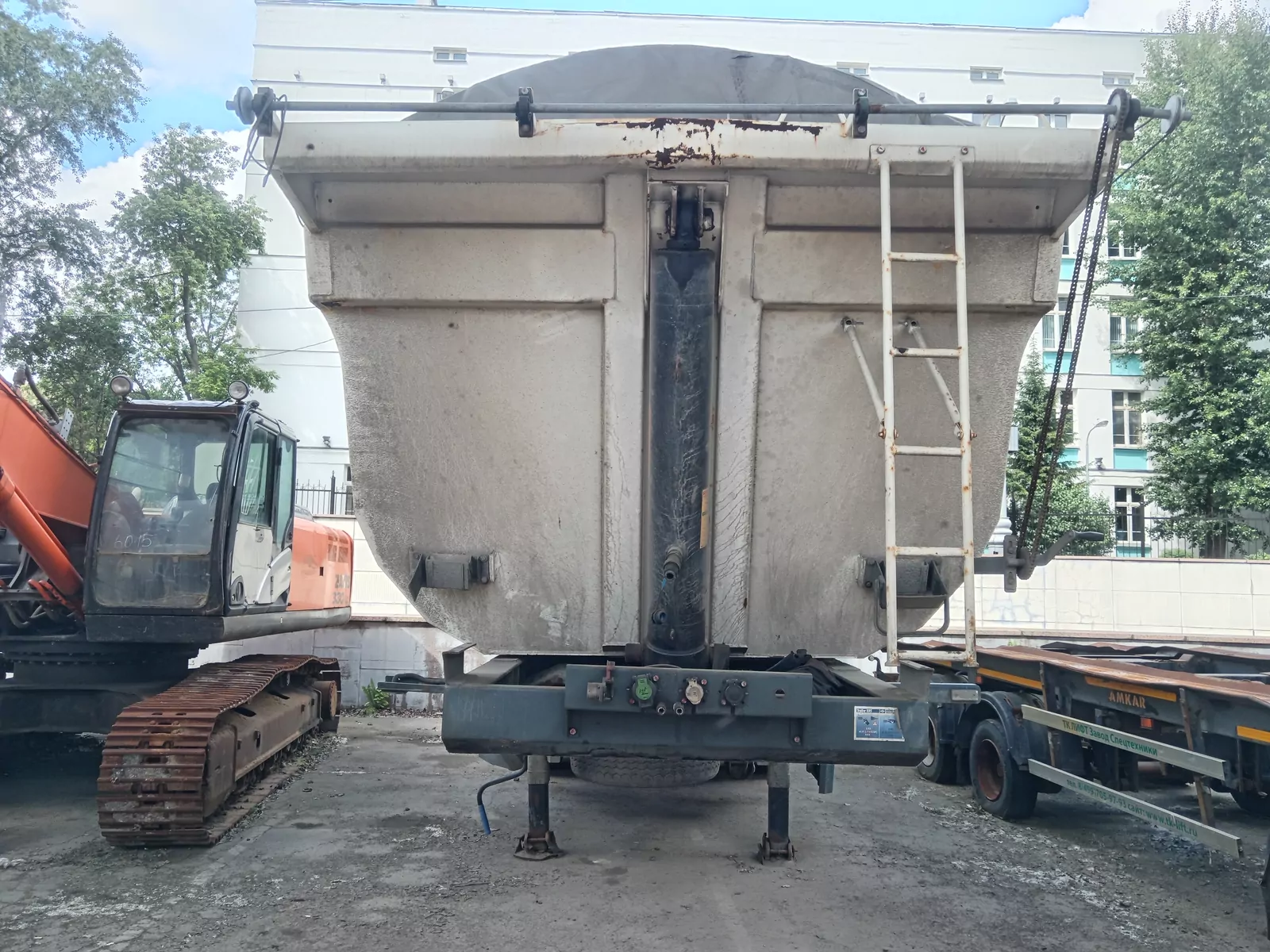 UAT STRP Полуприцеп самосвальный