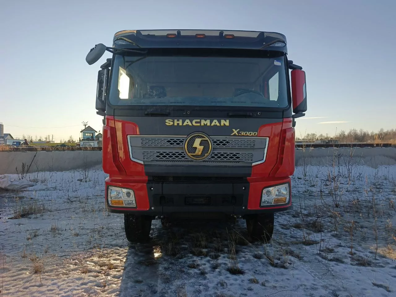 Shacman (Shaanxi) SX32586T384 6x4 Самосвал