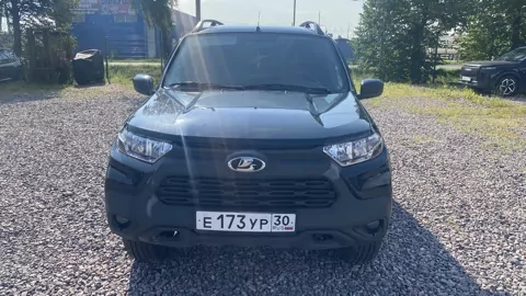 LADA Niva Travel