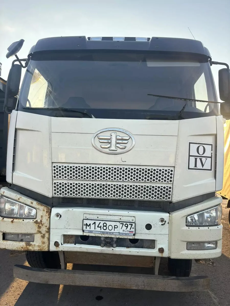 FAW J6 6x4 Самосвал