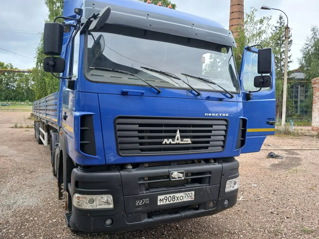 МАЗ 6430 6x4 Седельный тягач