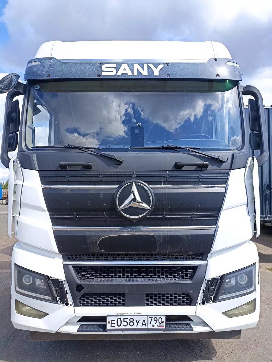 SANY D495AS 4x2 Седельный тягач