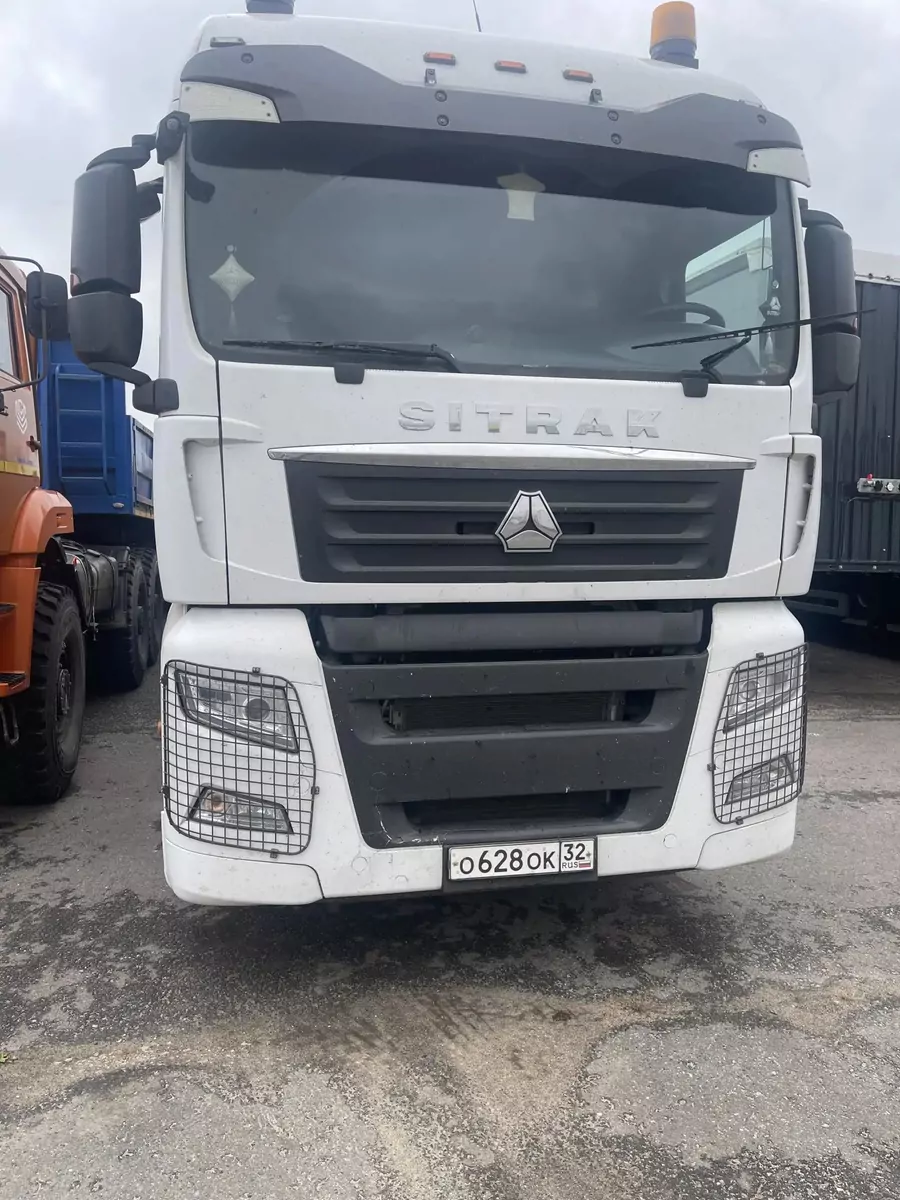 SITRAK C7H 4x2 Седельный тягач