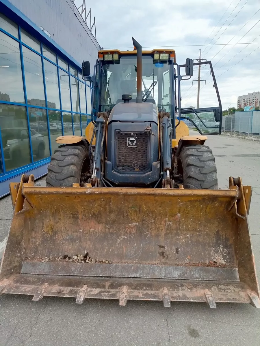 XCMG XC8-S3570 Экскаватор-погрузчик
