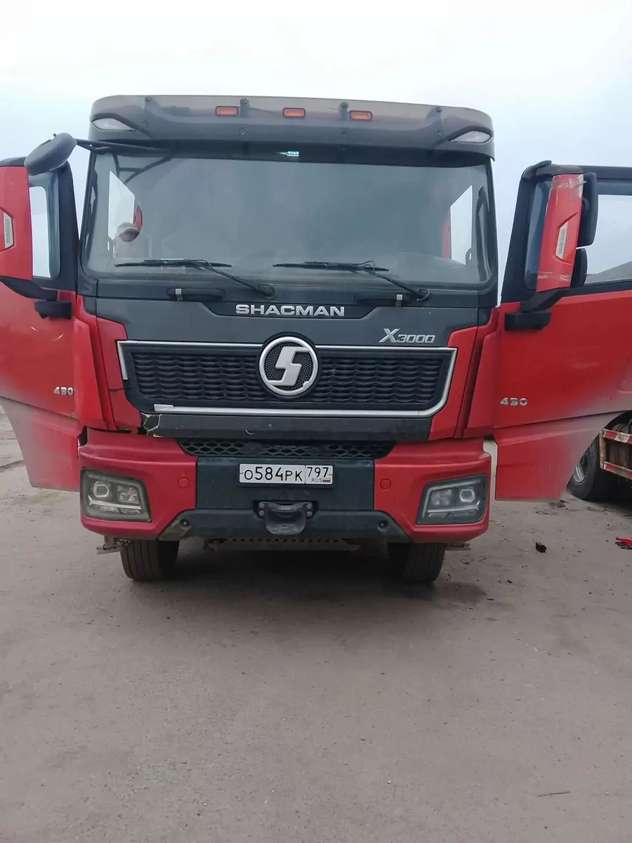 Shacman SX32586V384 6x4 Самосвал