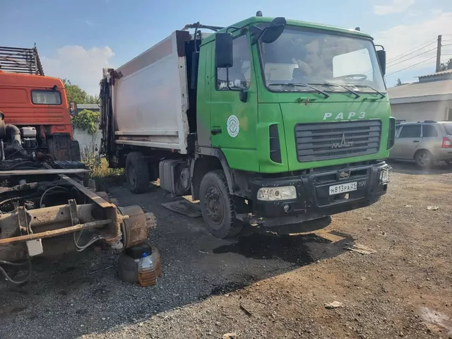 МАЗ 5340 4x2 Мусоровоз