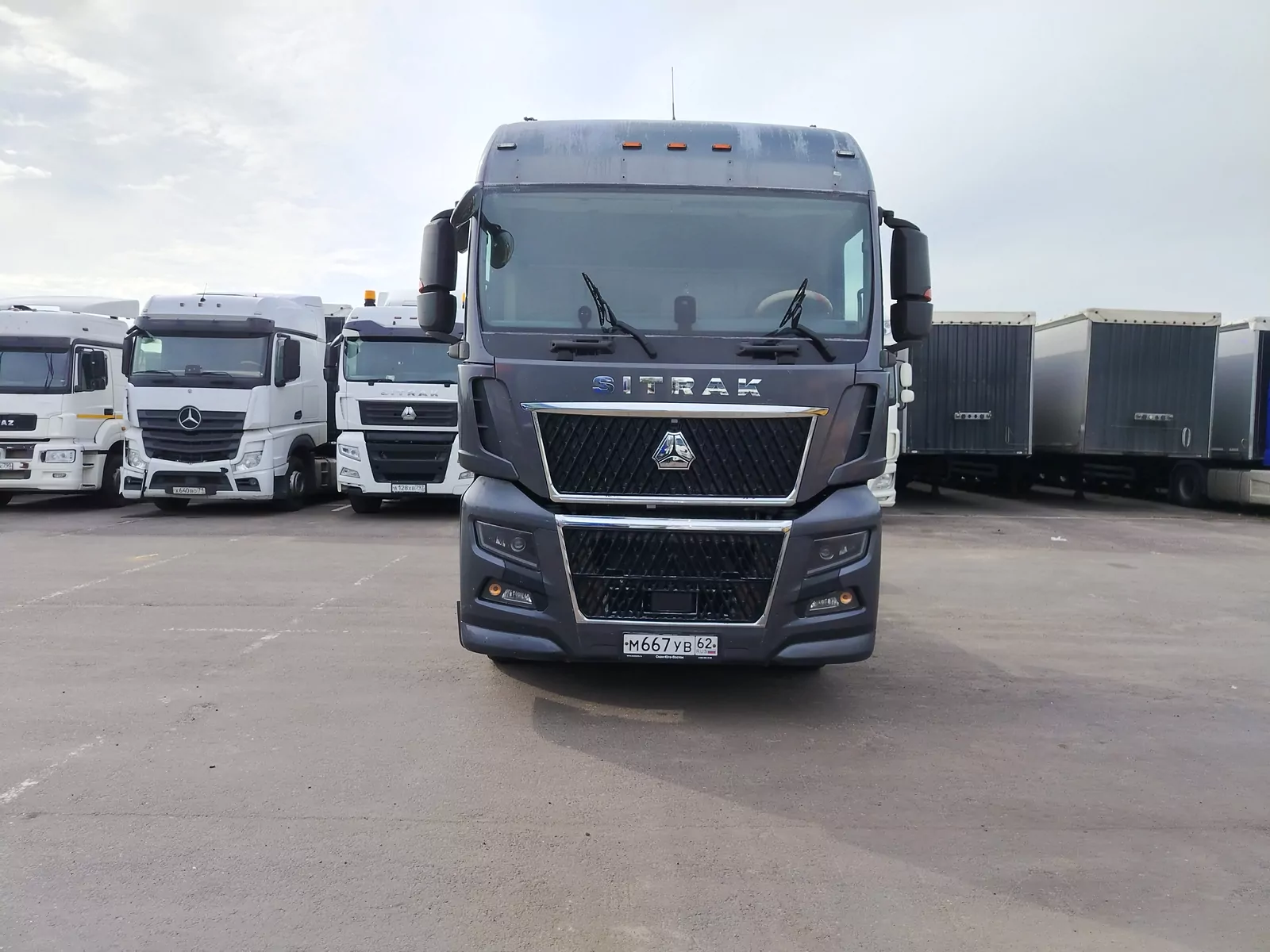 SITRAK C7H 4x2 Седельный тягач