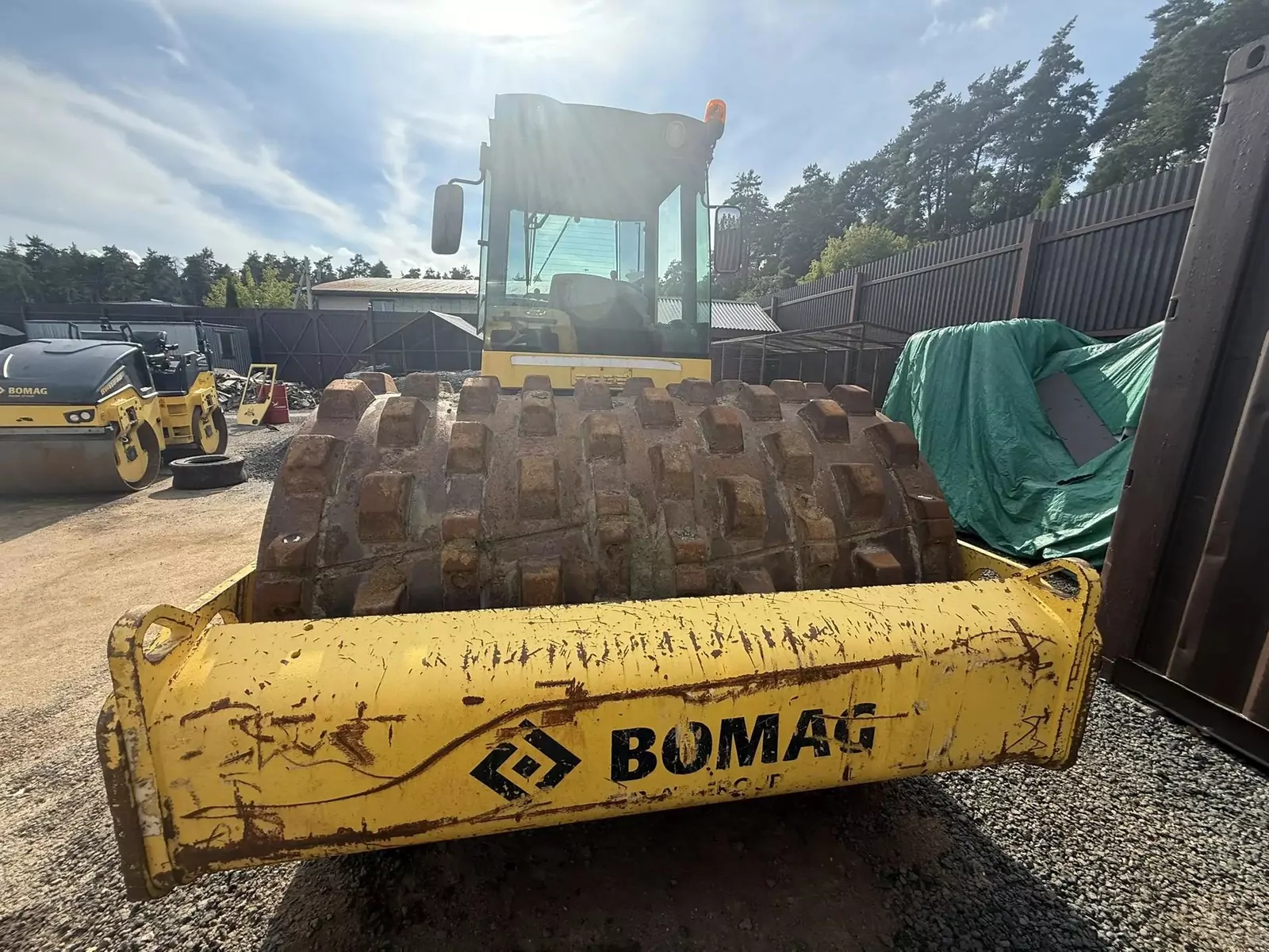 Bomag BW 215 D-40 Каток