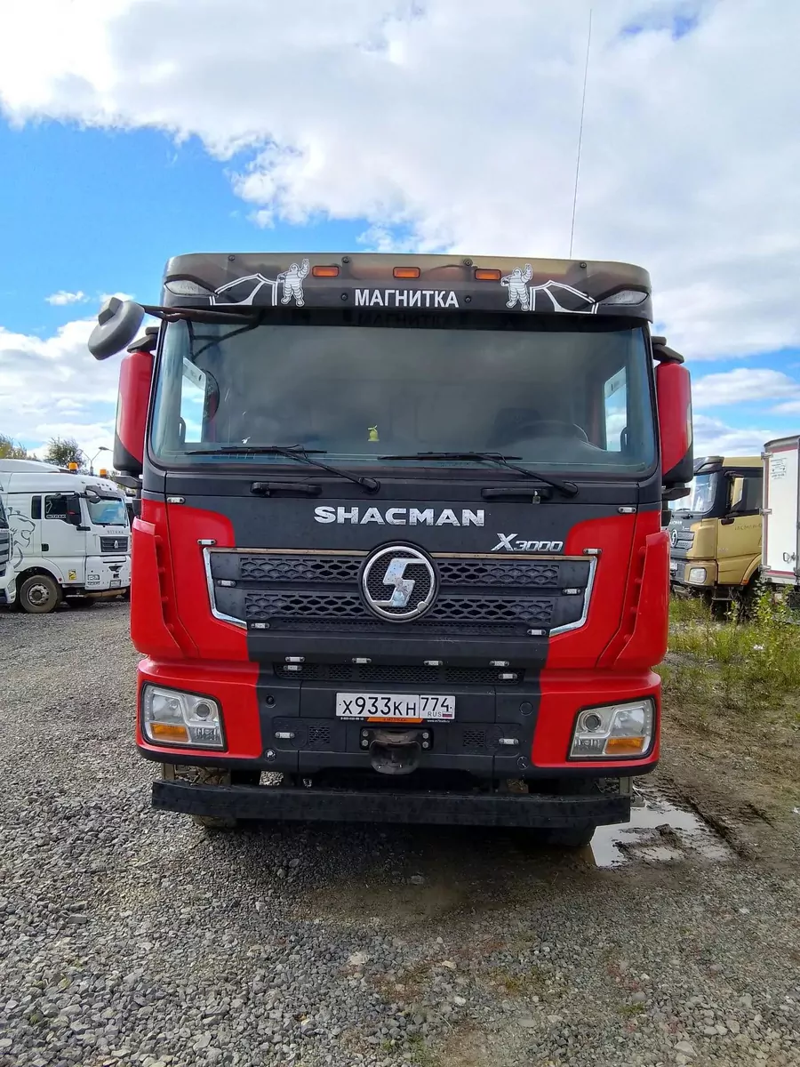 Shacman SX331863366 8x4 Самосвал