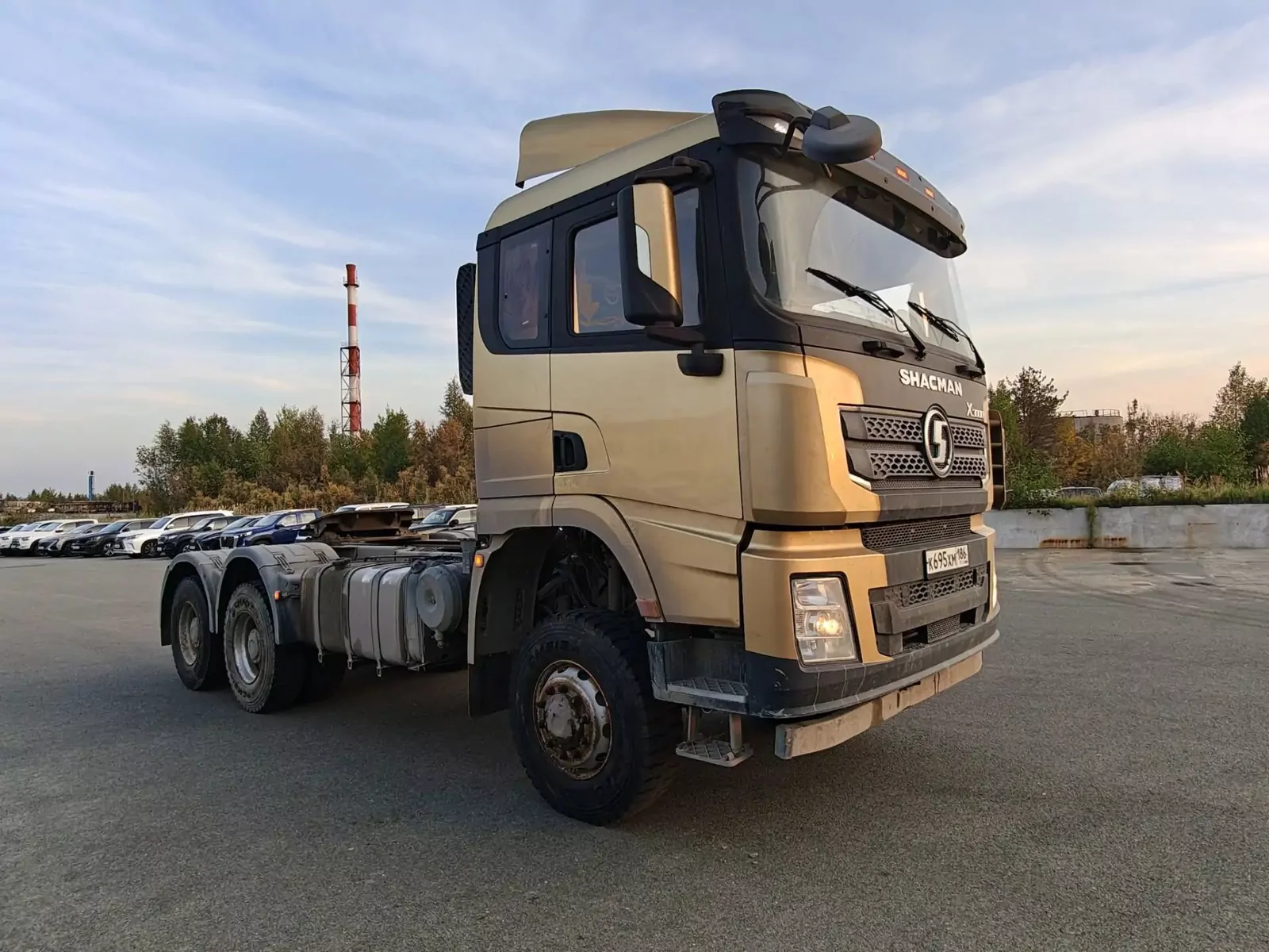 Shacman SX42586V385 6x6 Седельный тягач