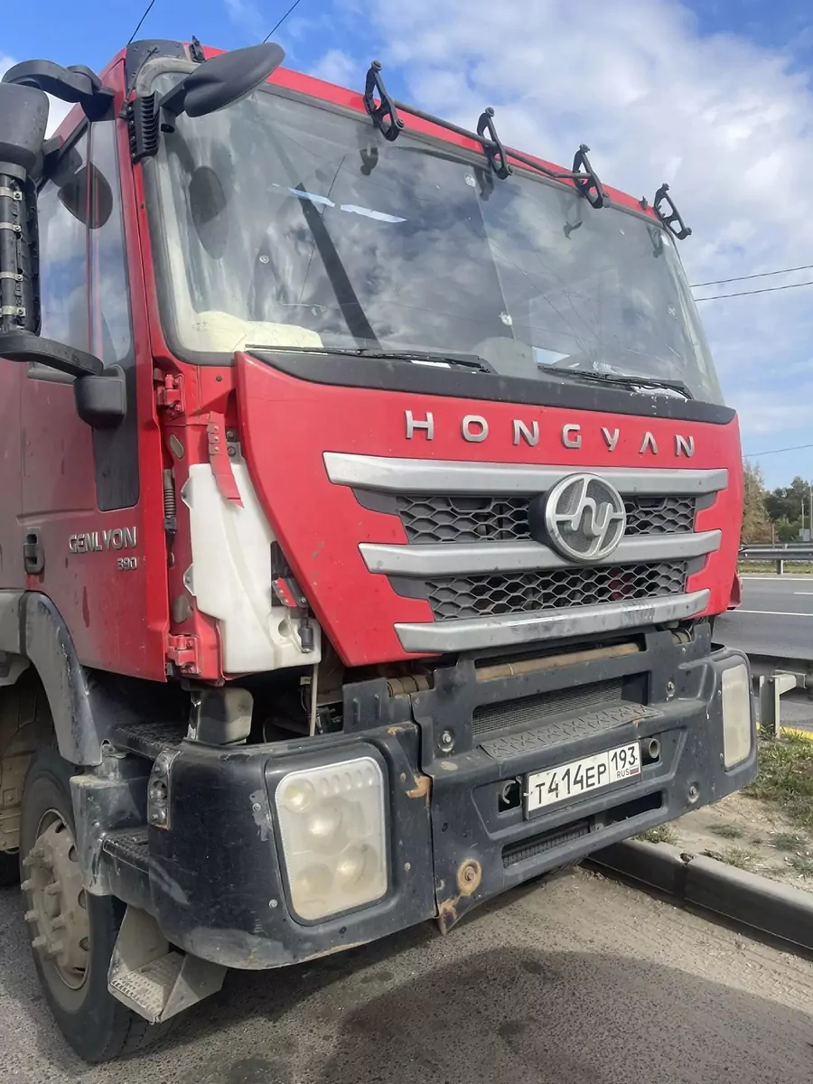 HONGYAN 908 8x4 Самосвал