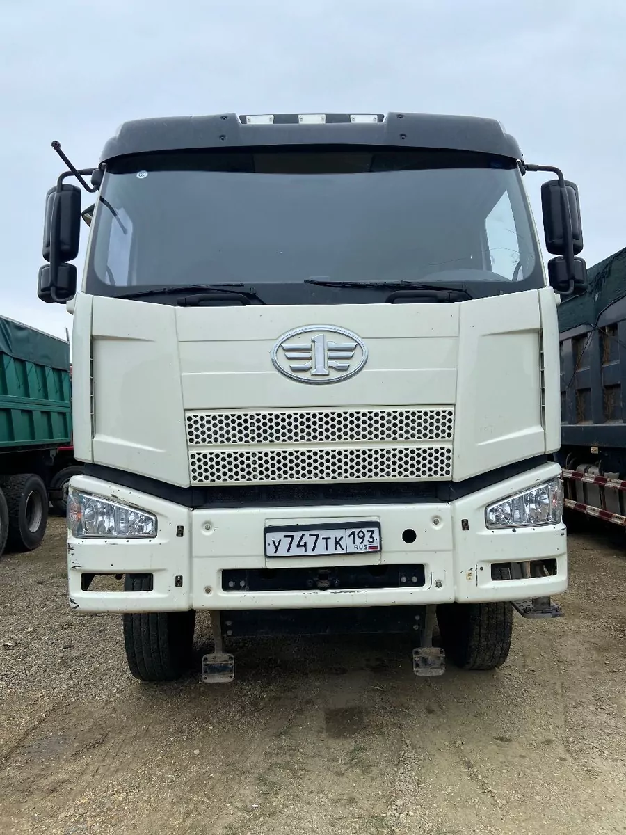 FAW J6 6x4 Самосвал