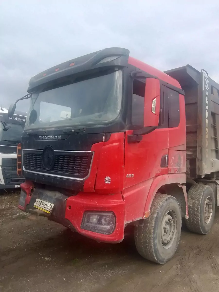 Shacman (Shaanxi) SX33186V366 8x4 Самосвал