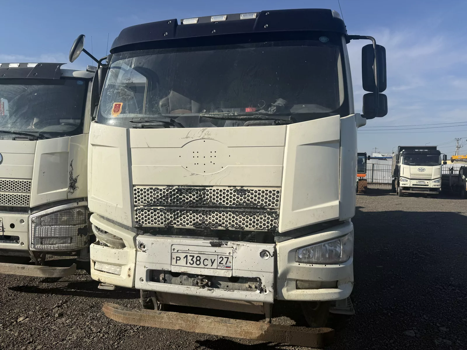 FAW J6 8x4 Самосвал