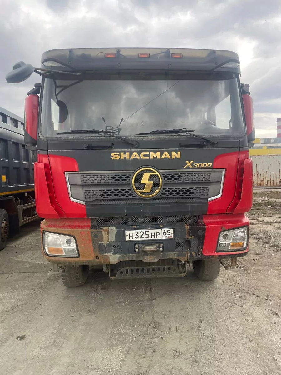 Shacman SX331863366 8x4 Самосвал