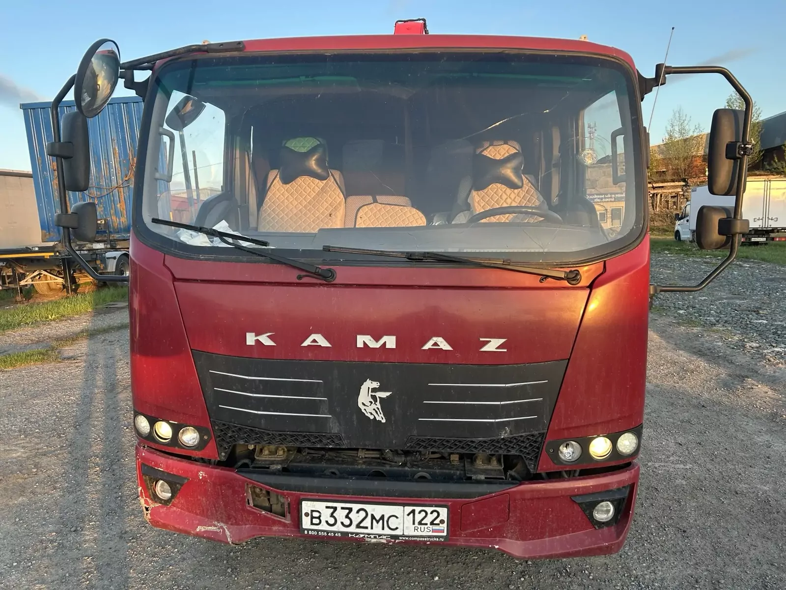 Кран центр "КАМАЗ" 659800 на шасси КамАЗ 43089 4x2 Бортовой с КМУ