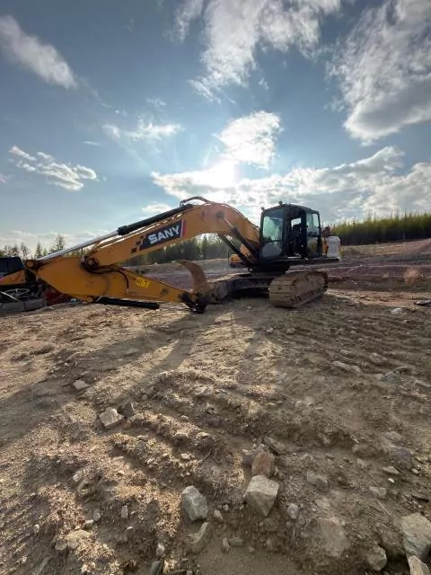 SANY SY245H Экскаватор
