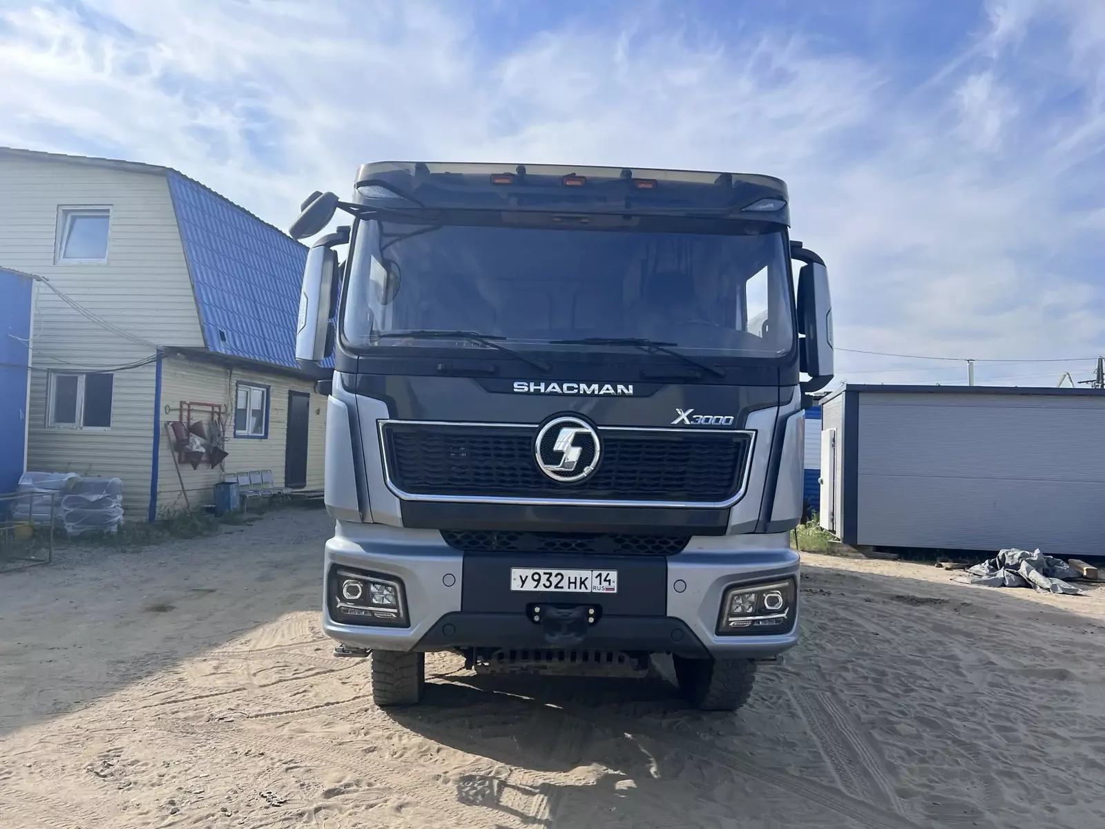 Shacman (Shaanxi) SX331863366 8x4 Самосвал