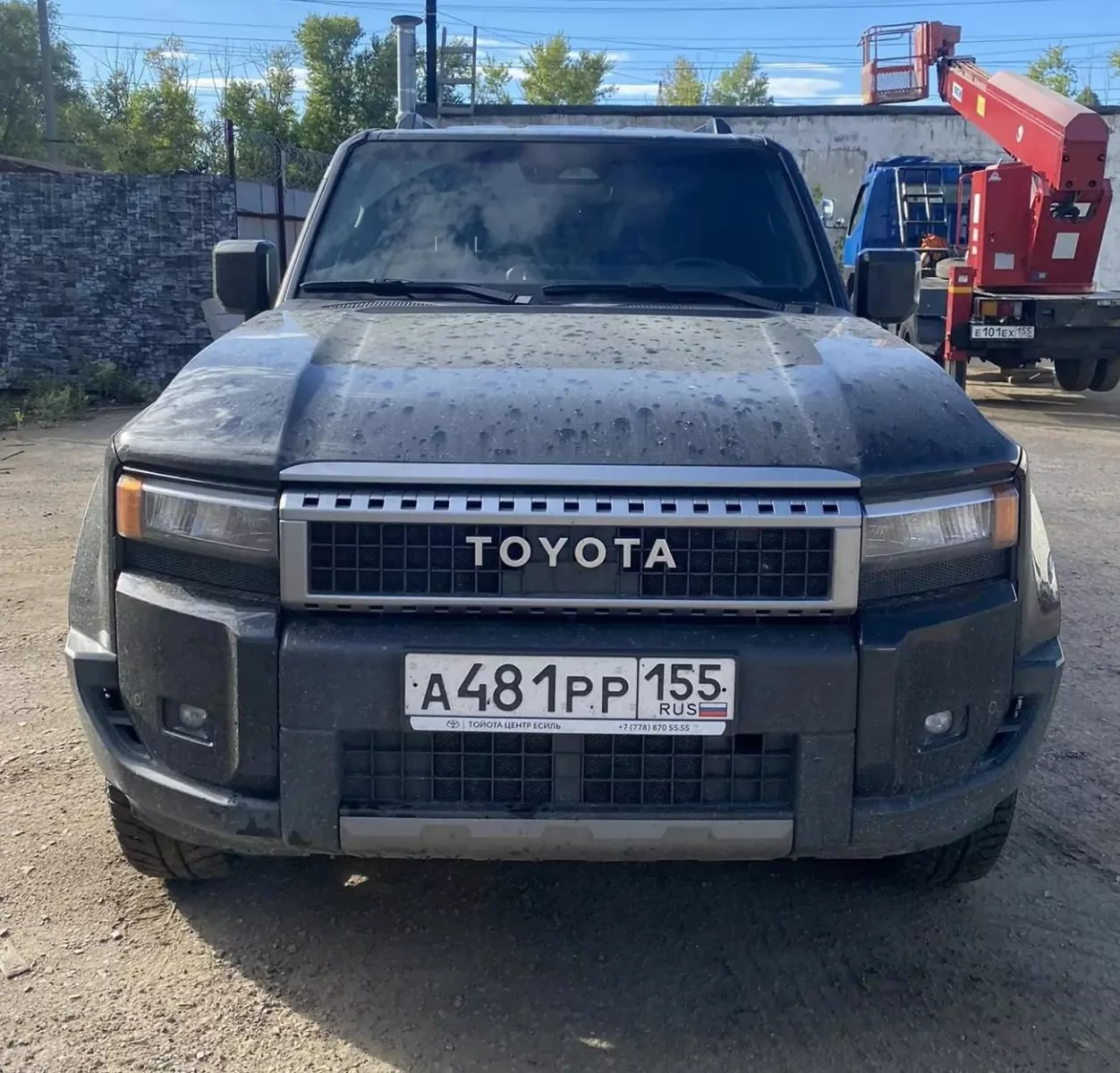 Toyota LAND CRUISER PRADO