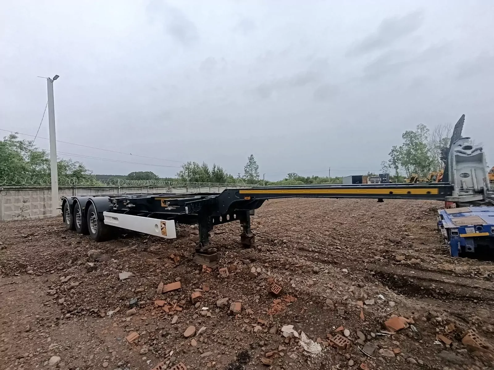 Wielton NS-3 Полуприцеп контейнеровоз 3 оси