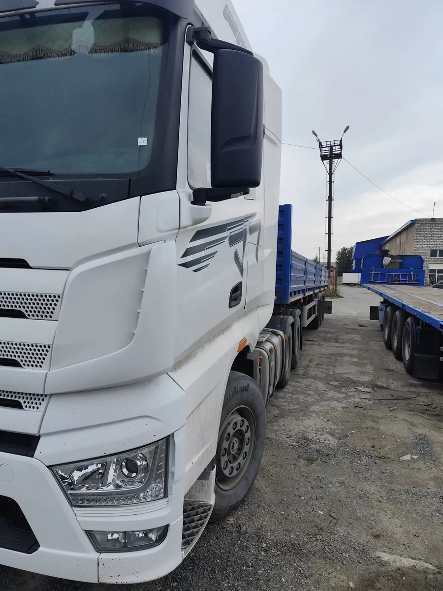FAW J7 6x4 Седельный тягач