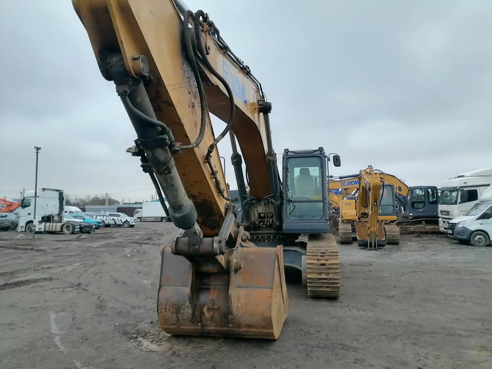 XCMG XE370CA Экскаватор