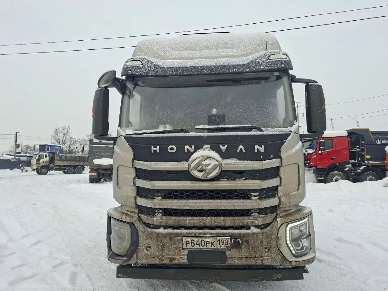 HONGYAN CQ4257EV11334 6x4 Седельный тягач