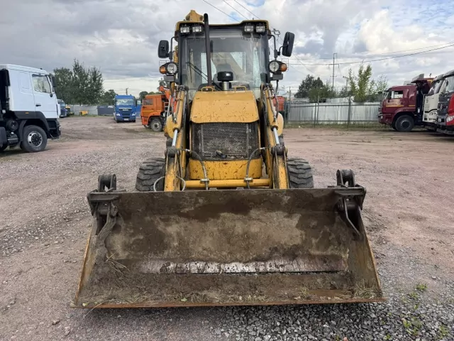 BUILDER BL388 Экскаватор-погрузчик