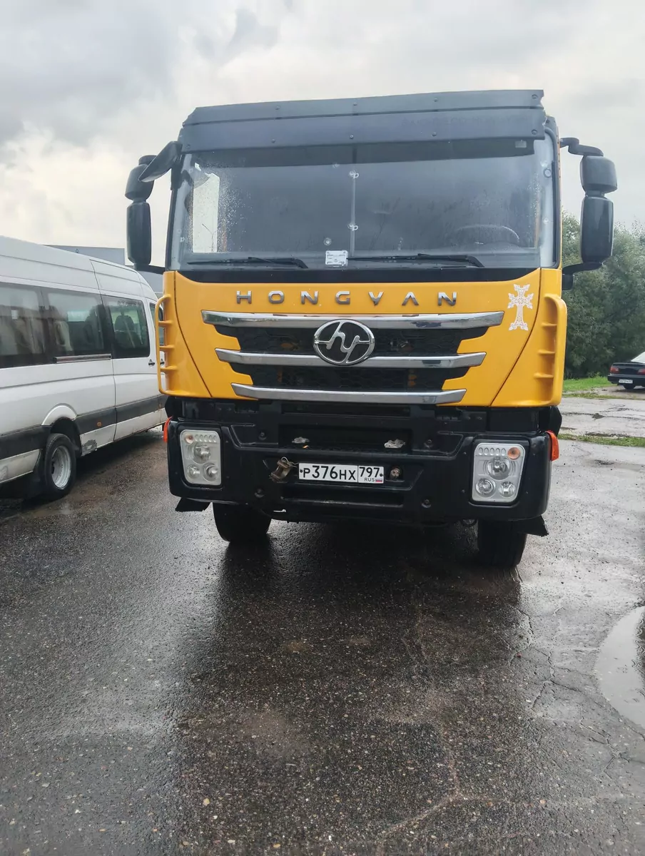 HONGYAN 908 6x4 Самосвал