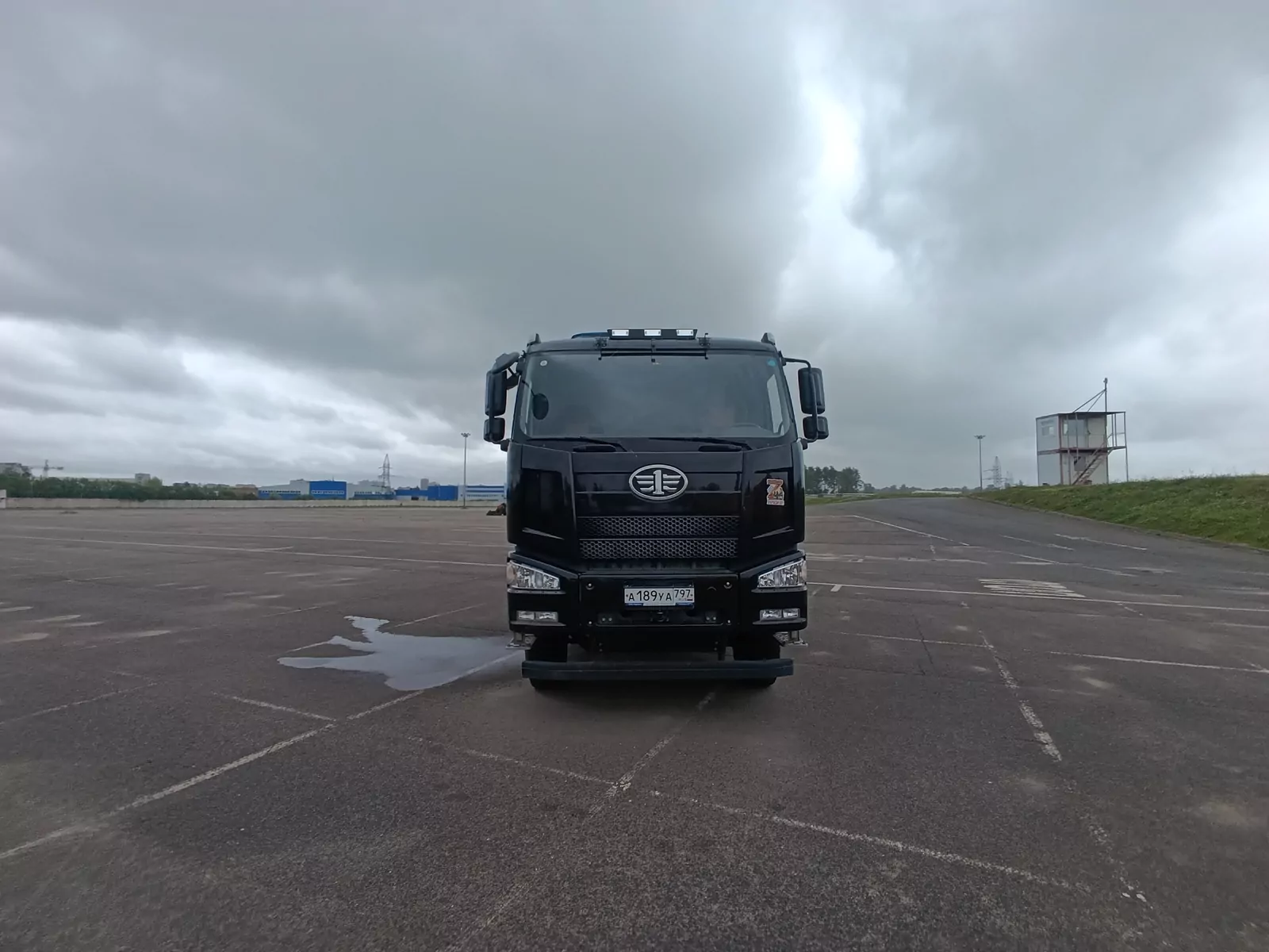 FAW J6 6x4 Бортовой с КМУ