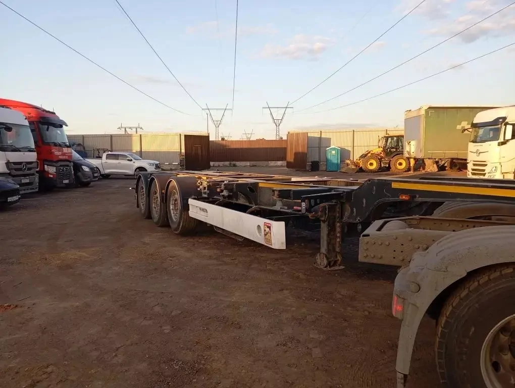 Wielton NS-3 Полуприцеп контейнеровоз 3 оси