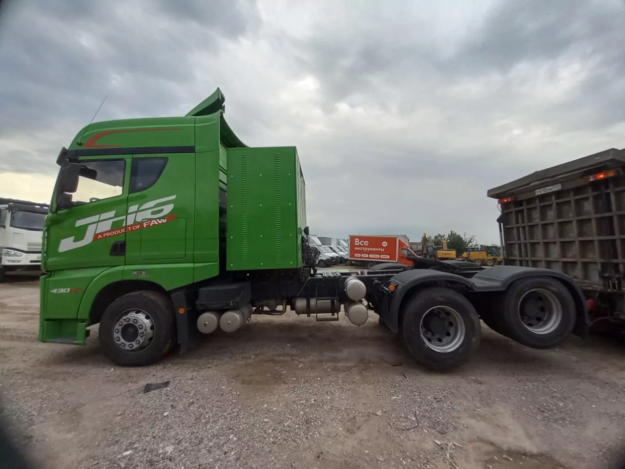 FAW JH6 6x4 Седельный тягач