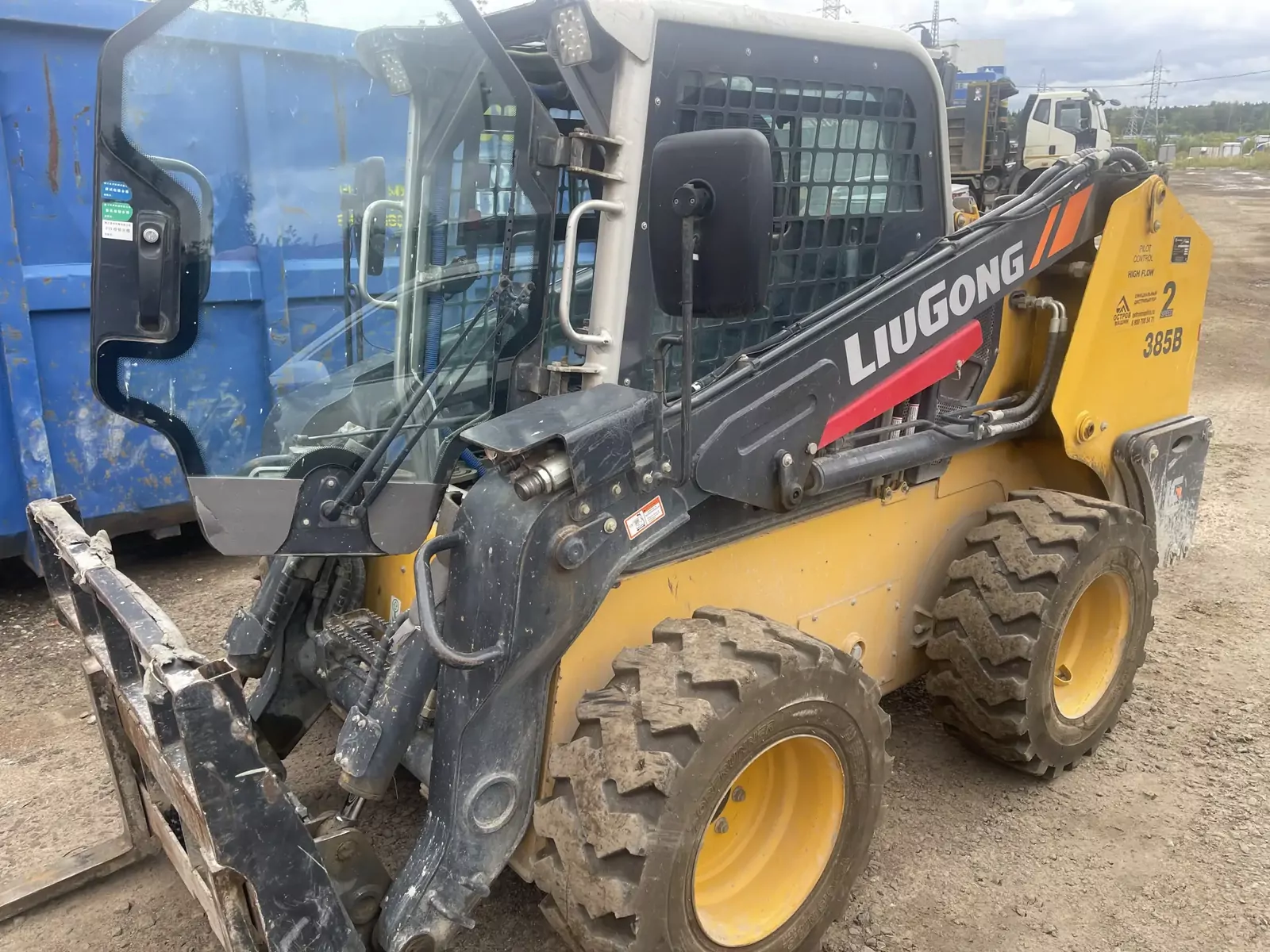 LiuGong CLG385B Мини погрузчик