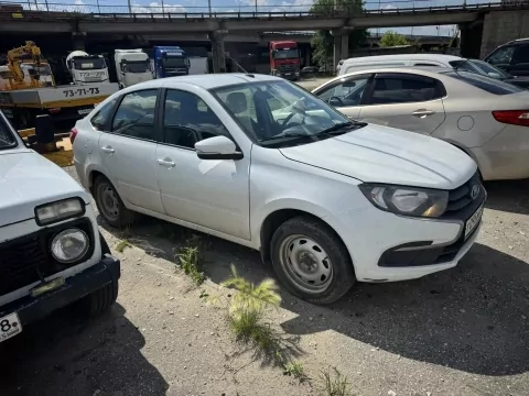 LADA GRANTA Лифтбек