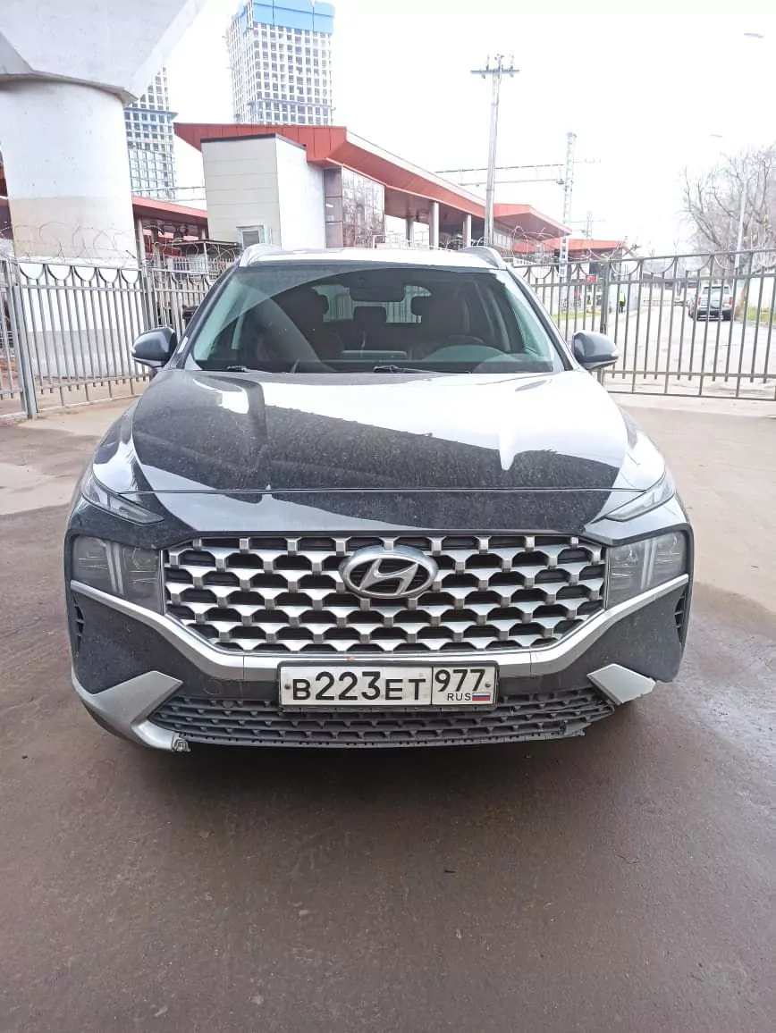 Hyundai SANTA FE