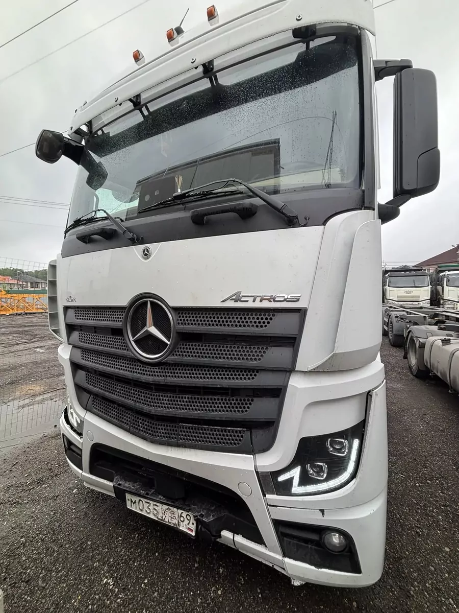 Mercedes-Benz ACTROS 4x2 Седельный тягач