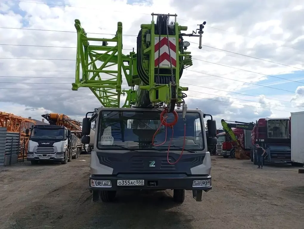 Zoomlion ZTC300V 6x4 Автокран