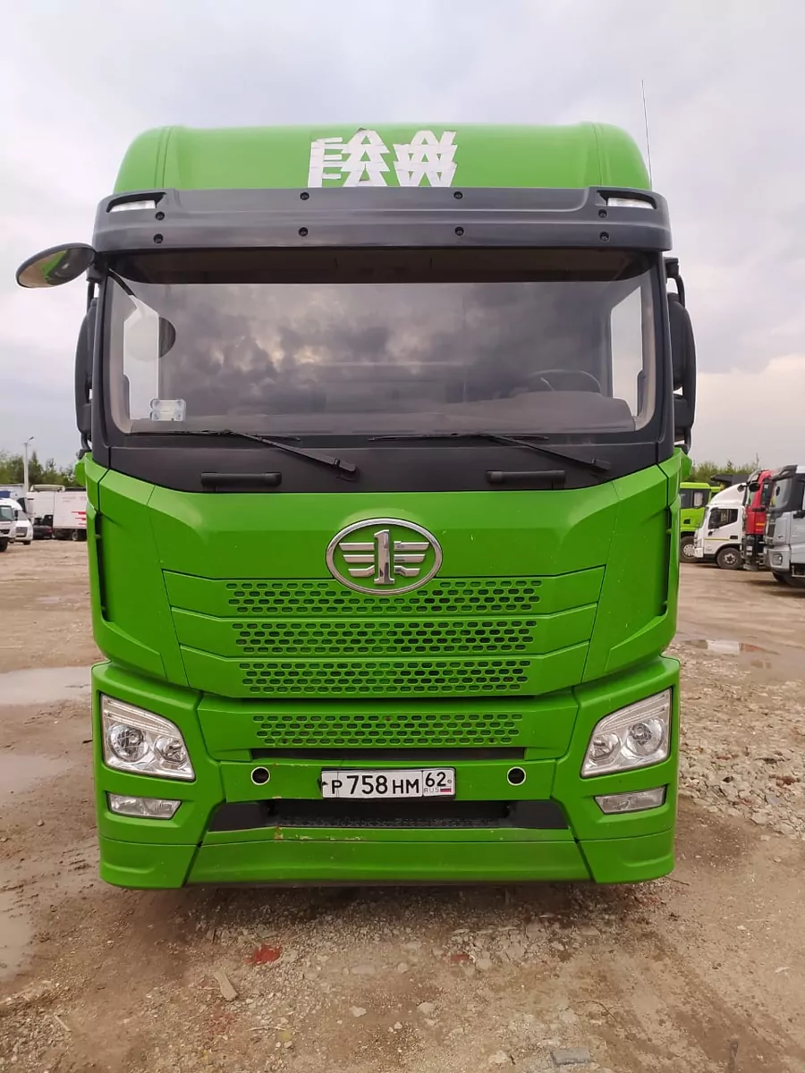 FAW JH6 6x4 Седельный тягач