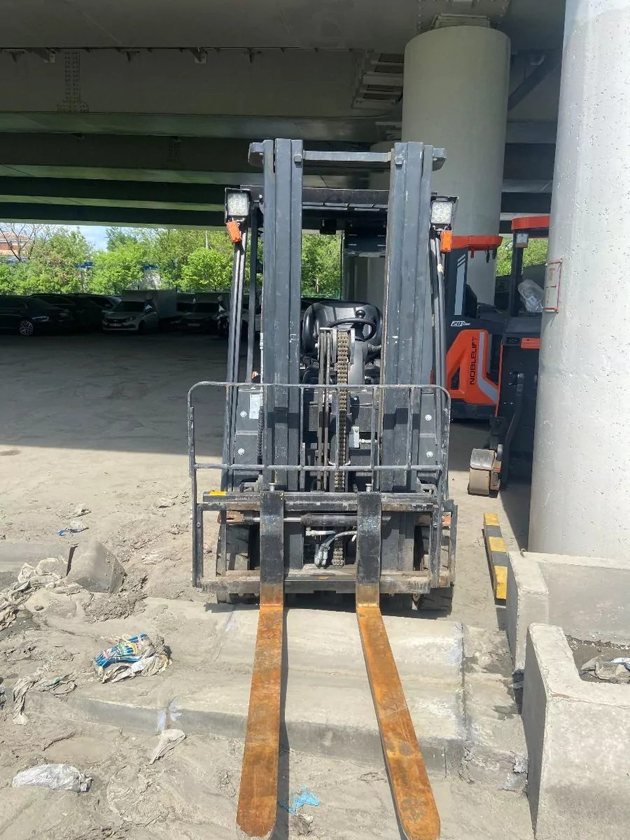 NOBLELIFT FE3D16N Вилочный погрузчик