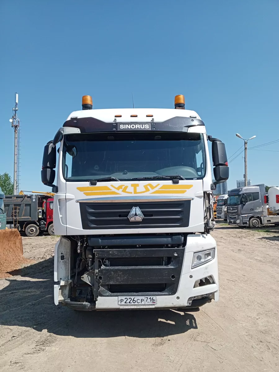 SITRAK C7H 4x2 Седельный тягач