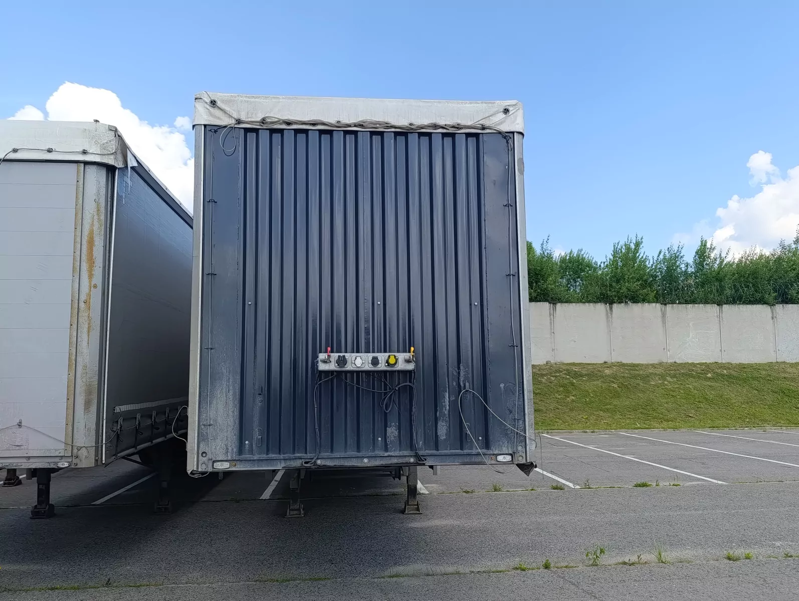 Тонар 97882 Полуприцеп шторный
