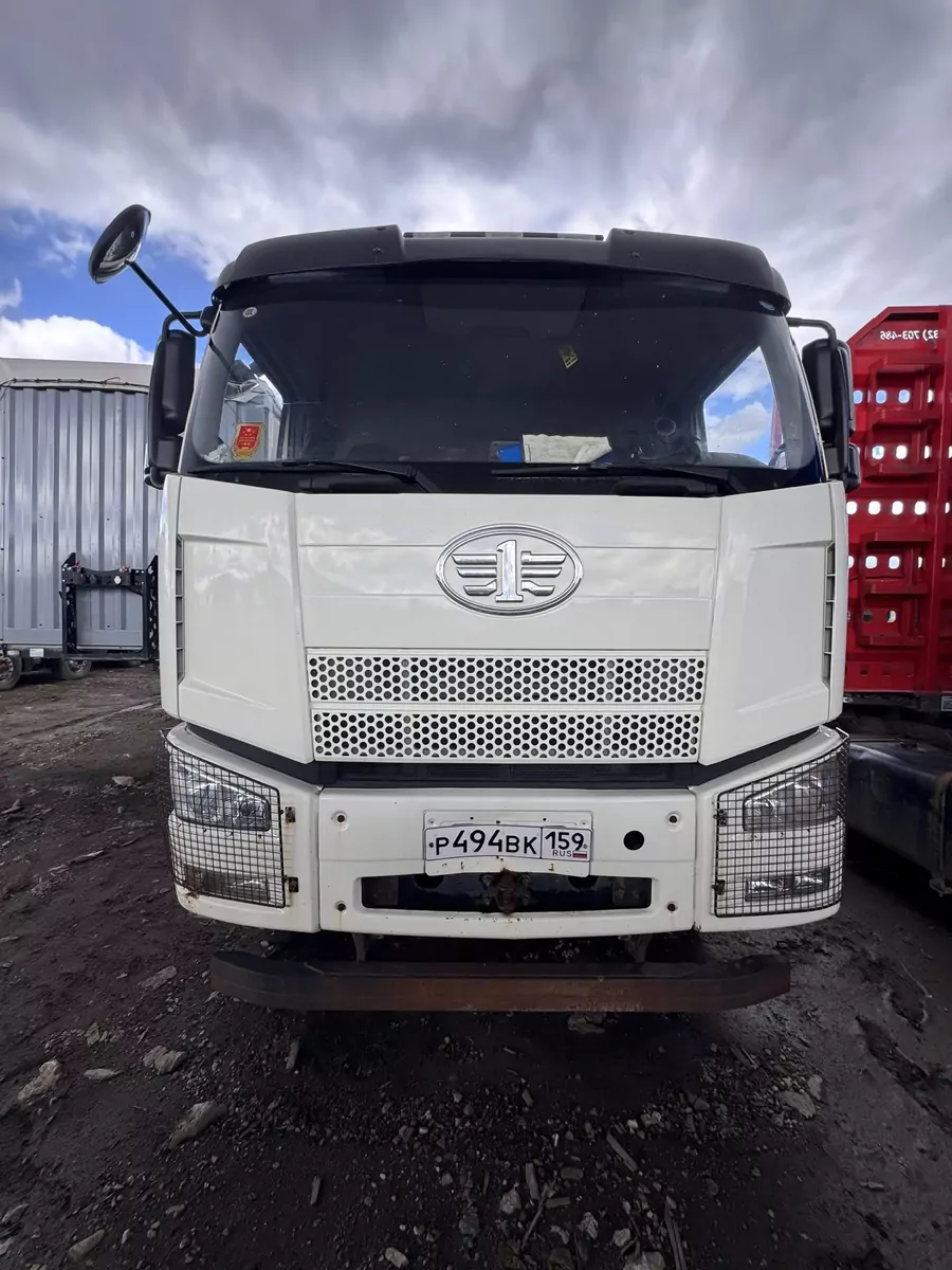 FAW J6 СА3310Р66K24T4E5 8x4 Самосвал