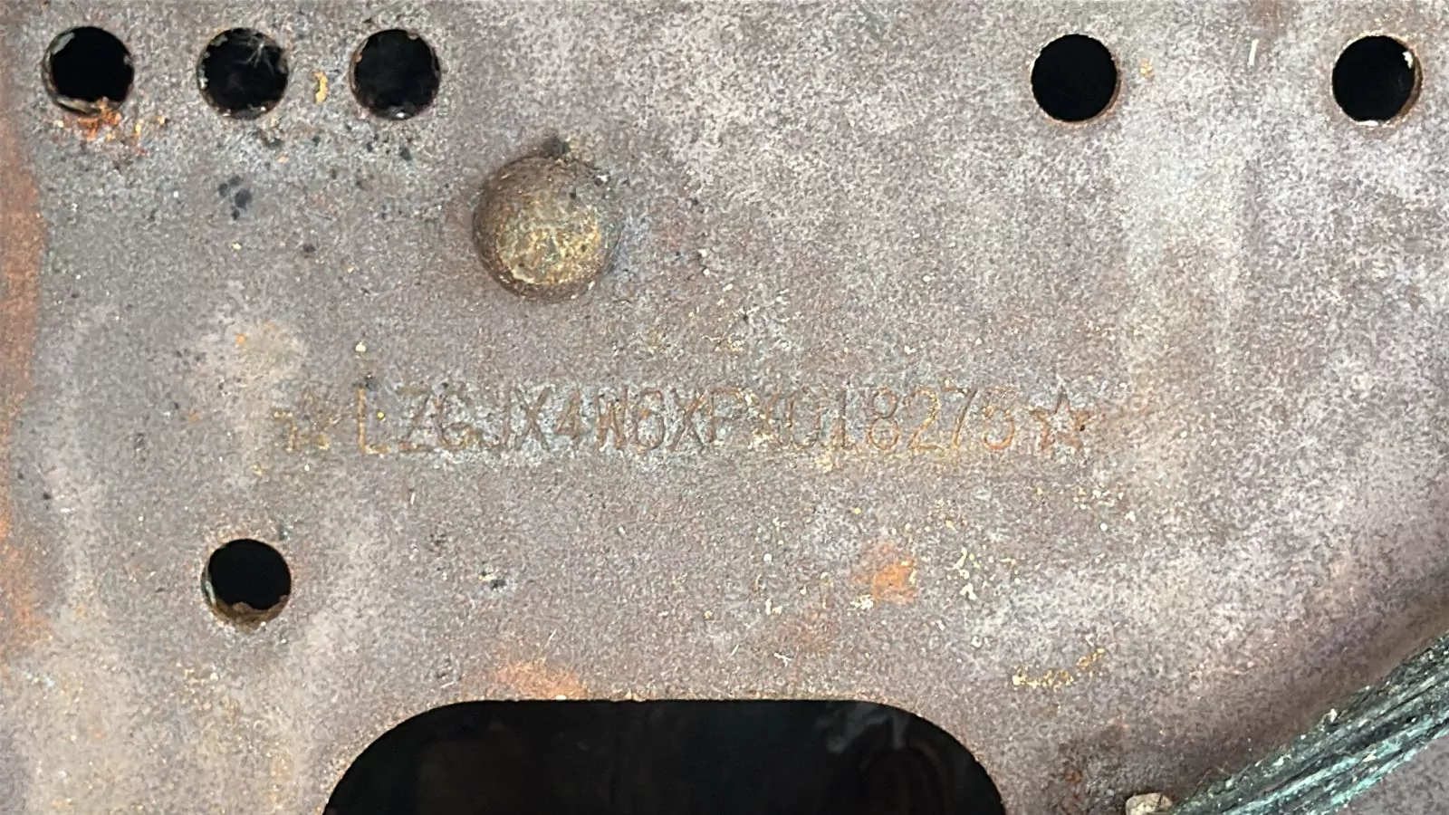 Shacman (Shaanxi) SX33186W366C 8x4 Самосвал