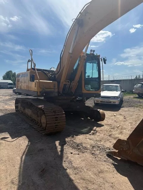 SDLG E6210 Экскаватор