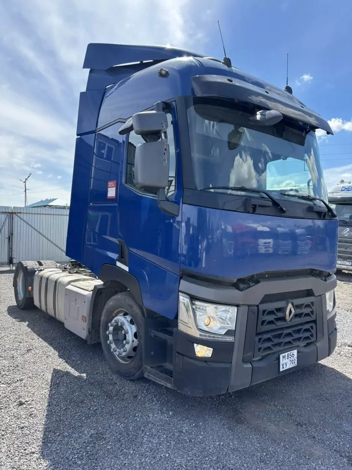 Renault T 4x2 Седельный тягач