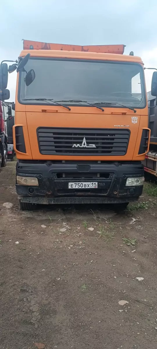 МАЗ 650128-8520-000 6x4 Самосвал