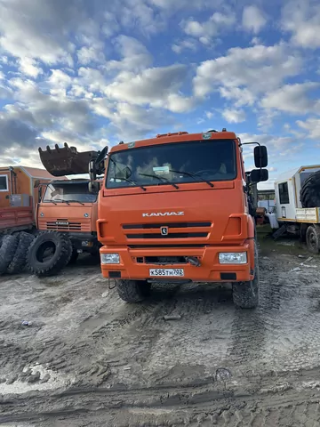 ГИРД 5849AF-0000010-13 на шасси КамАЗ 43118 6x6 Передвижная мастерская с КМУ